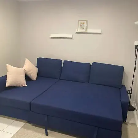 Superbe Avec Terrasse 2 Chambres, 4 A 5 Couchages Piscine, A Deux Pas Des Plages Et De La Croisette Apartment *